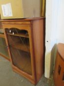 GLAZED HI-FI CABINET, WIDTH APPROX 50CM