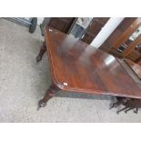 19TH CENTURY RECTANGULAR MAHOGANY DINING TABLE WITH EXTENDING LEAF, LENGTH EXTENDED APPROX 184CM