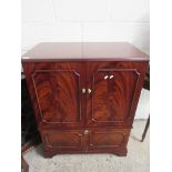 MAHOGANY EFFECT TV CABINET, WIDTH APPROX 80CM