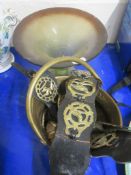 GLASS VASE TOGETHER WITH A QUANTITY OF BRASS HORSESHOES ETC