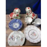 GROUP OF MIXED CHINA TO INCLUDE VARIOUS FLORAL DECORATED PLATES, TOGETHER WITH A PAIR OF CHINA