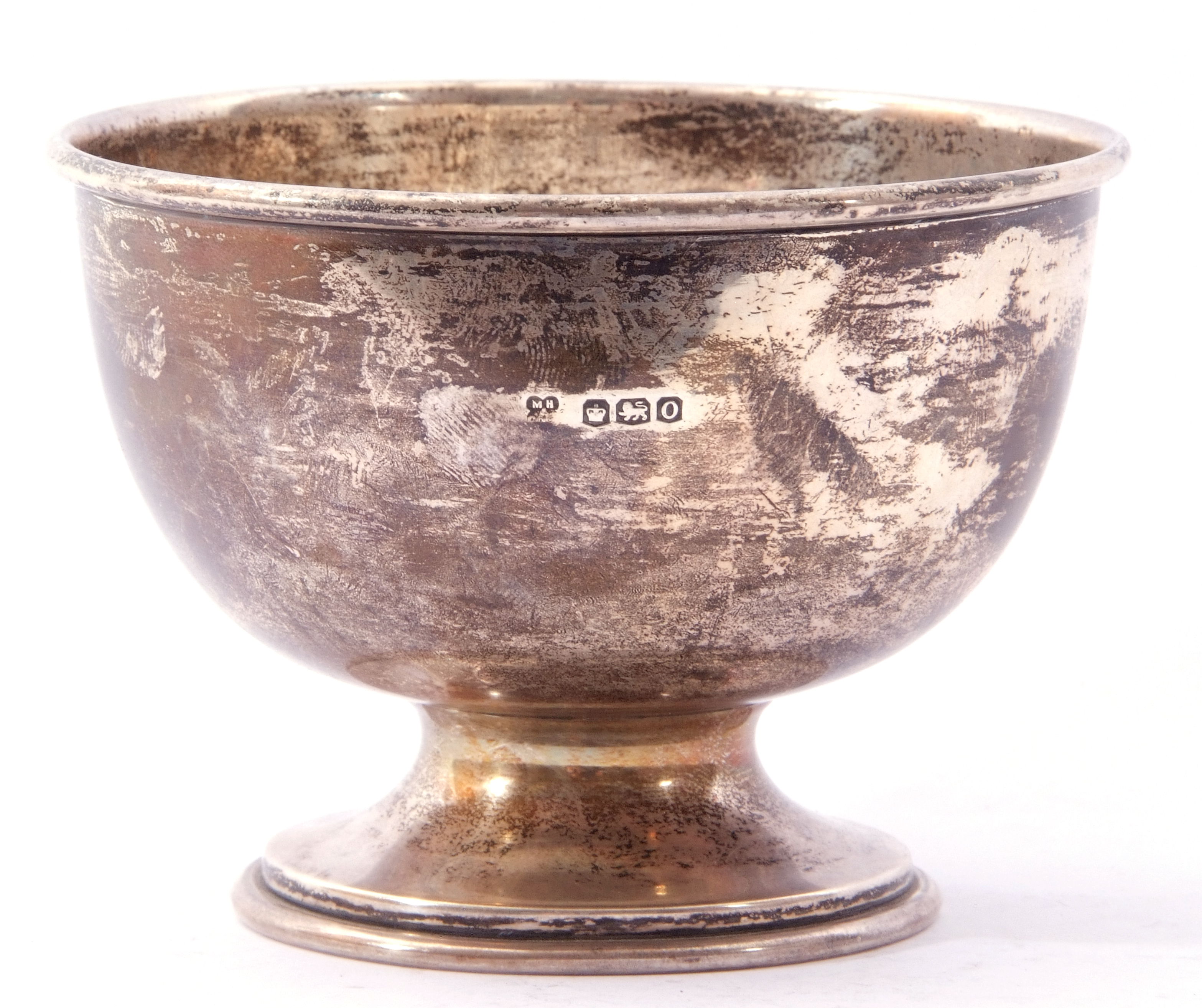 Circular plain Silver Pedestal Bowl raised on a spreading pedestal foot, 7 cms high, 113 gms, hall