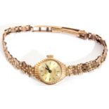 Ladies last quarter of 20th century 9ct gold cased Avia wrist watch with 17-jewel Incabloc