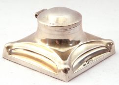George V Silver square capstan inkwell, the hinged domed lid to the integral collar and base (