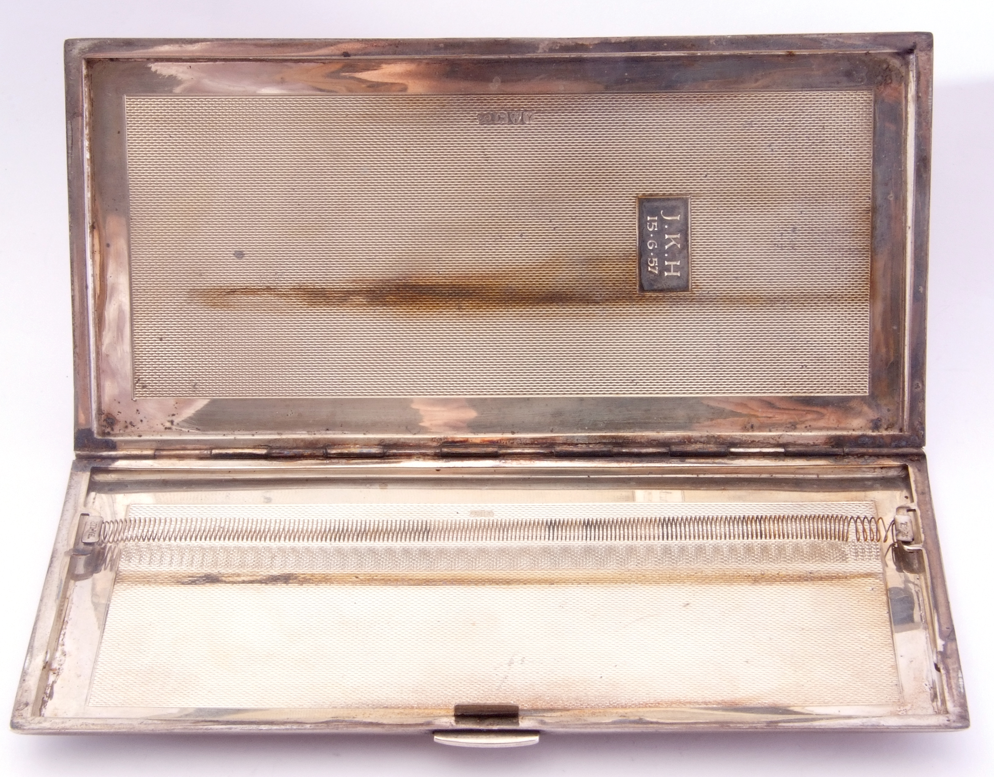 Mid 20 century large silver cigarette case of rectangular form with engine turned decoration, push - Image 3 of 4