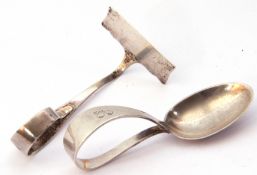 Mixed Lot: George V silver christening spoons, Birmingham 1930, maker's mark James Swan & Son,