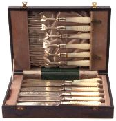 Edward VII cased set of dessert cutlery, six knives and forks, the engraved silver blades and