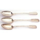 Mixed lot. Pair of Victorian Fiddle pattern serving spoons, hall marked London 1875, makers mark H J