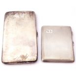 Mixed Lot: George V silver cigarette case, engine turned decoration, initialled D S cartouche,