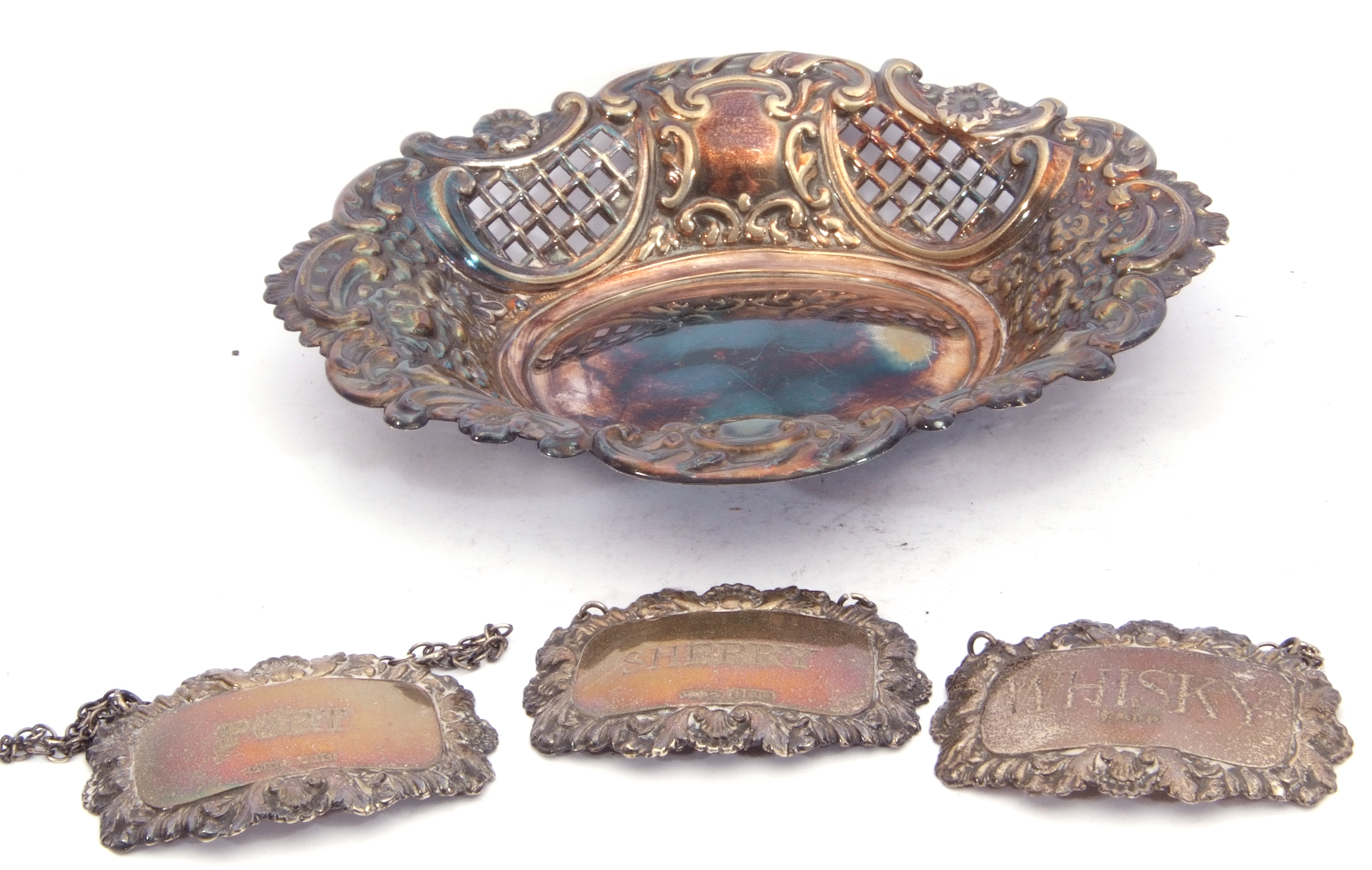 Mixed lot. silver bon-bon dish of oval pierced form, scroll and floral embossed, hall marked - Image 2 of 4