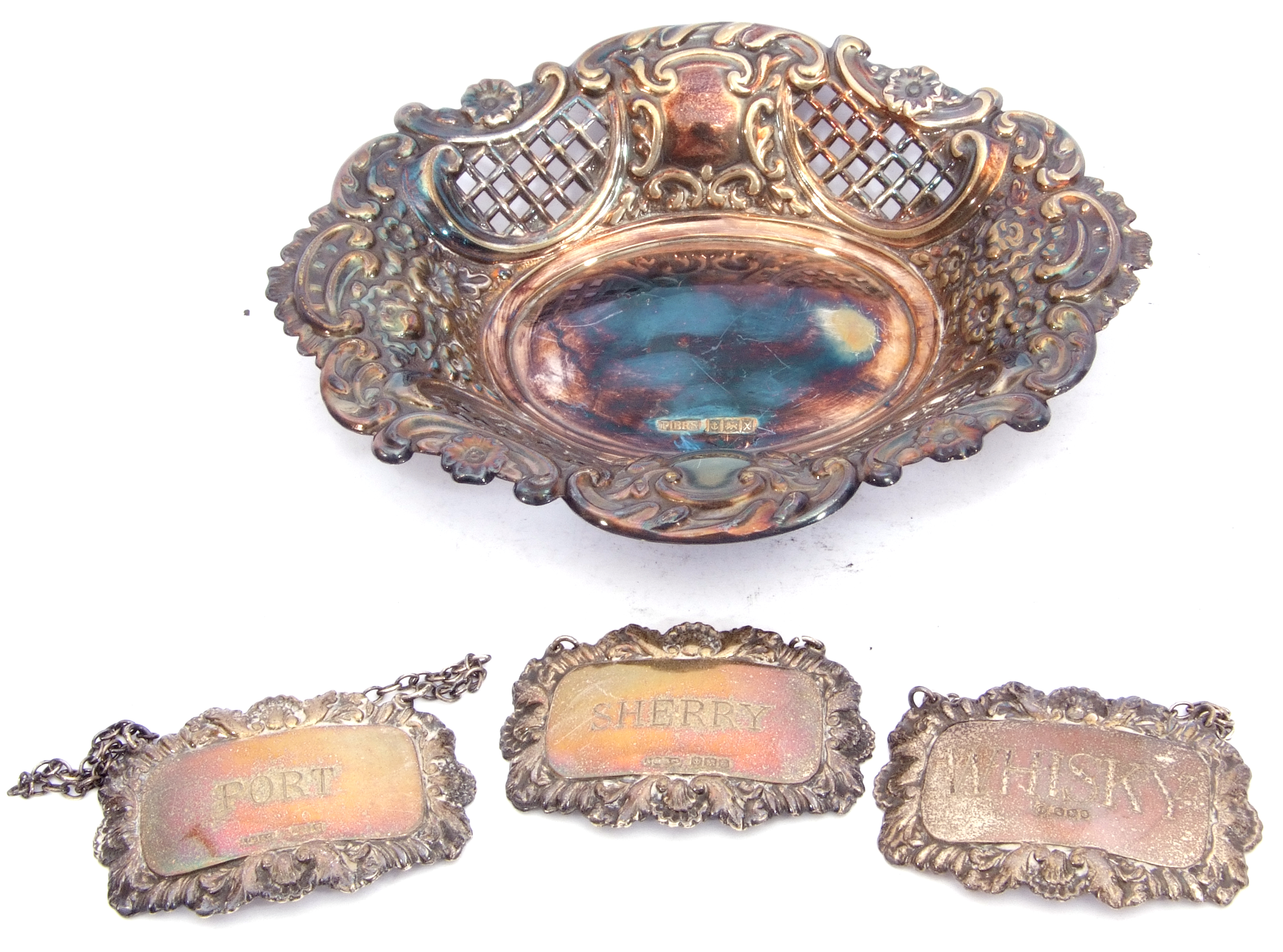 Mixed lot. silver bon-bon dish of oval pierced form, scroll and floral embossed, hall marked - Image 4 of 4