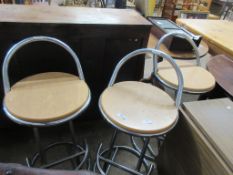 SET OF THREE MODERN CHROMIUM FRAMED BAR OR KITCHEN STOOLS, HEIGHT OF EACH APPROX 100CM