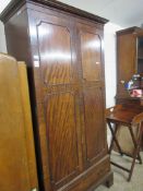 MAHOGANY EFFECT REPRODUCTION WARDROBE