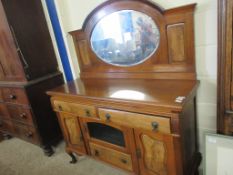 GOOD QUALITY MIRROR BACK SIDEBOARD, INSET WITH OVAL MIRROR, MAX WIDTH APPROX 136CM