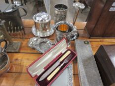 QUANTITY OF VARIOUS SILVER PLATE INCLUDING PIN TRAYS, CASED CUTLERY SETS ETC