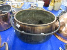 LARGE 19TH CENTURY OVAL COOKING POT OR CAULDRON, APPROX LENGTH 42CM