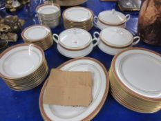 GOOD QUANTITY OF GILT EDGED NORITAKE DINNER WARES INCLUDING VARIOUS PLATES, BOWLS, TUREENS ETC