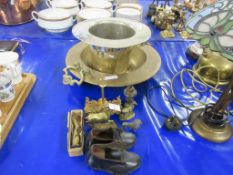 QUANTITY OF SMALL BRASS FIGURES TOGETHER WITH A PAIR OF VINTAGE CHILD’S CLOGS, TOP HAT CHAMPAGNE