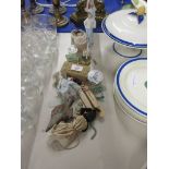 GROUP OF SMALL COLLECTABLES INCLUDING TRINKET BOXES ETC