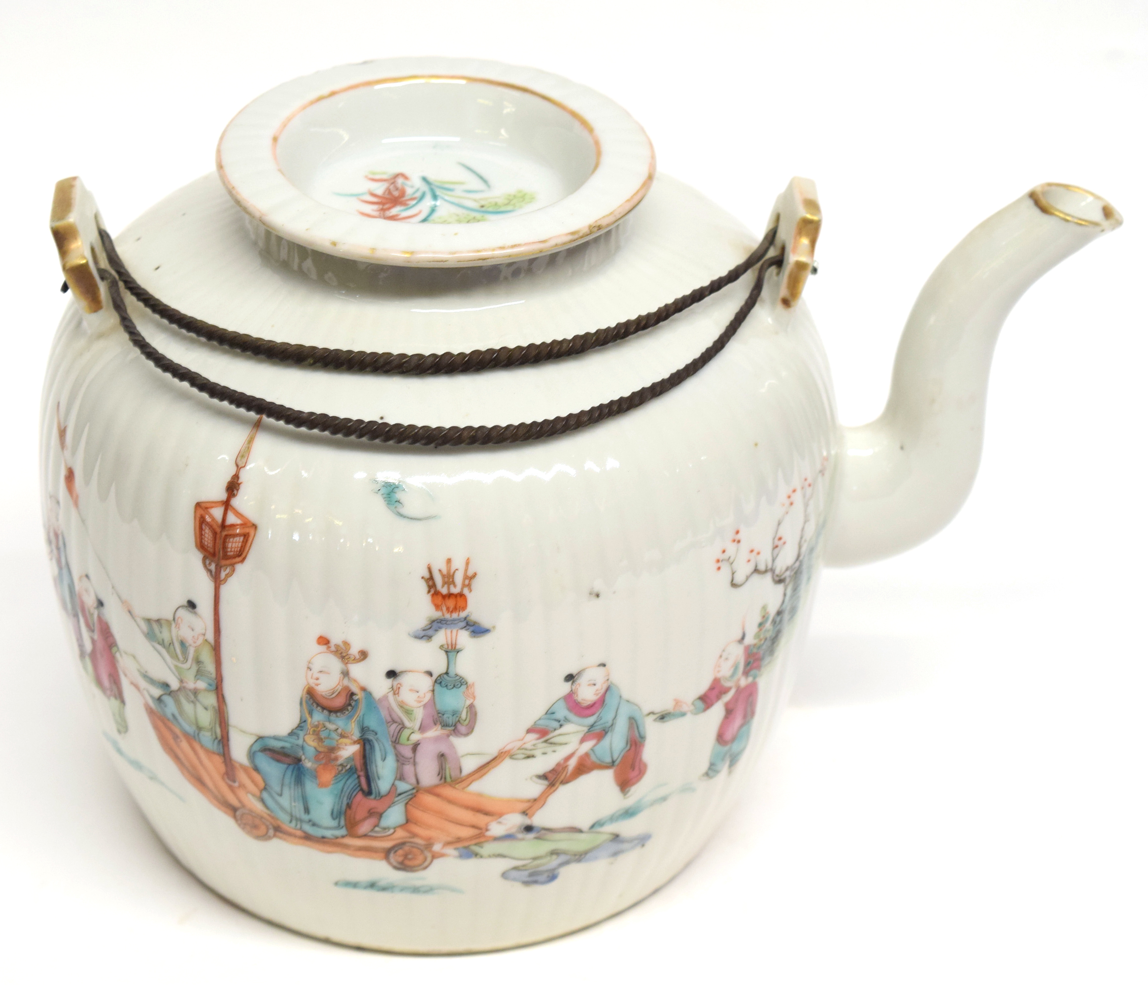 Large Chinese porcelain kettle decorated in polychrome with Chinese characters on a ribbed body, - Image 3 of 6