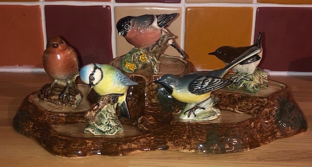 Beswick ceramic 5 bird display stand together with 5 Beswick birds