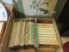 BOX CONTAINING OBSERVER AND LADYBIRD BOOKS, PLUS A QUANTITY OF BROOKE BOND TRADE CARDS MOUNTED IN