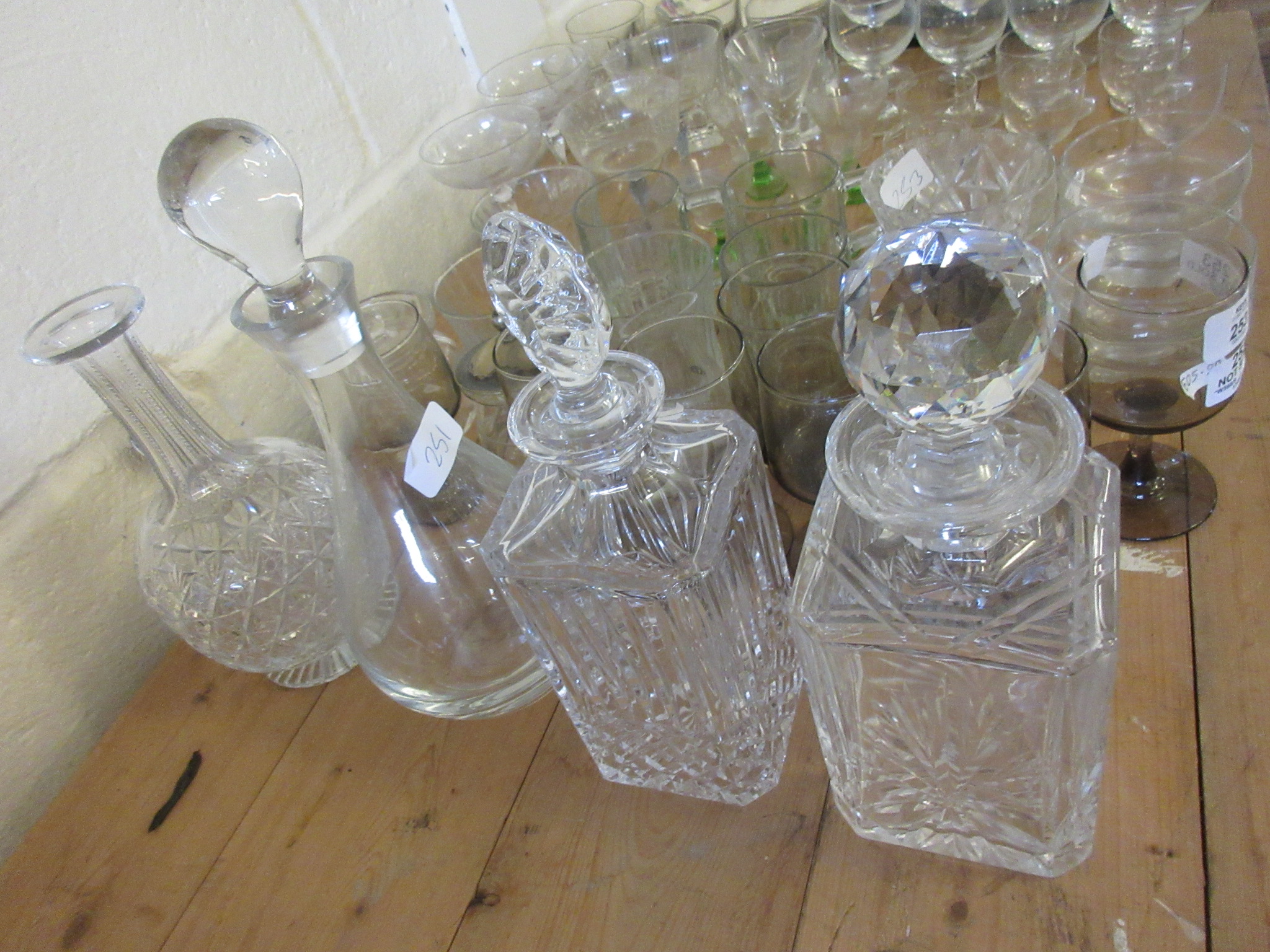 GROUP OF FOUR VARIOUS DECANTERS, TALLEST APPROX 31CM INC STOPPER