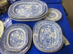 GROUP OF TRANSFER PRINTED WILLOW PATTERN PLATTERS