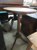 TALL TABLE PLANT STAND ON CENTRAL PEDESTAL DIAMETER APPROX 45CM