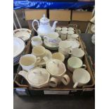 BOX CONTAINING STEELITE PART COFFEE SET TOGETHER WITH ROYAL DOULTON REPTON COFFEE POT, CANS AND