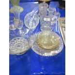 GROUP OF CUT GLASS WARES INCLUDING JUG, FRUIT BOWL, SERVING DISH, FURTHER OVAL DISH