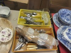 TWO PLASTIC TRAYS CONTAINING VARIOUS STAINLESS STEEL AND BONE HANDLED CUTLERY