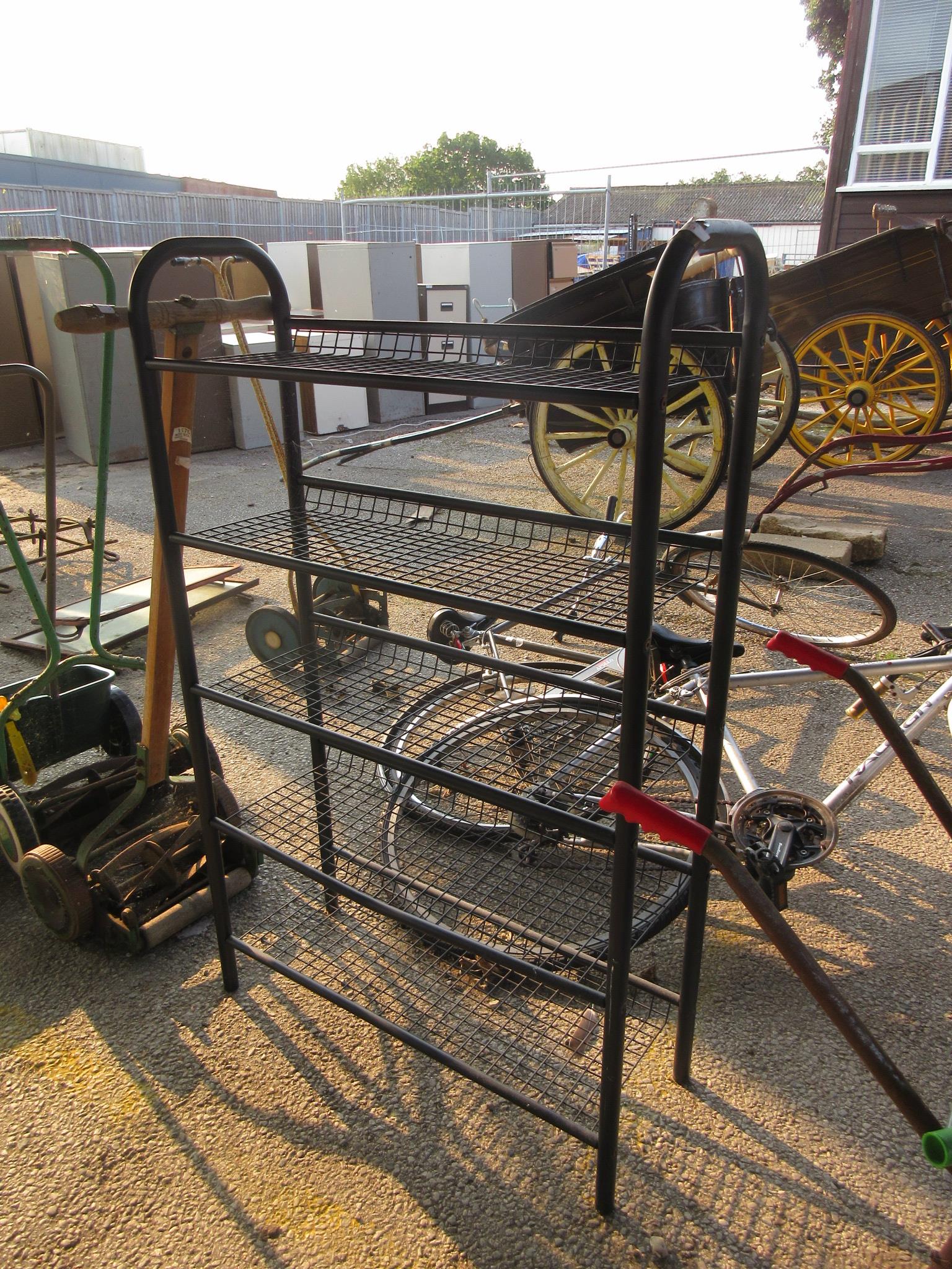 SMALL WIRE GREENHOUSE RACK