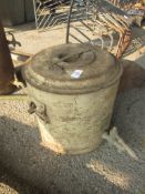 LOCKHART VINTAGE URN