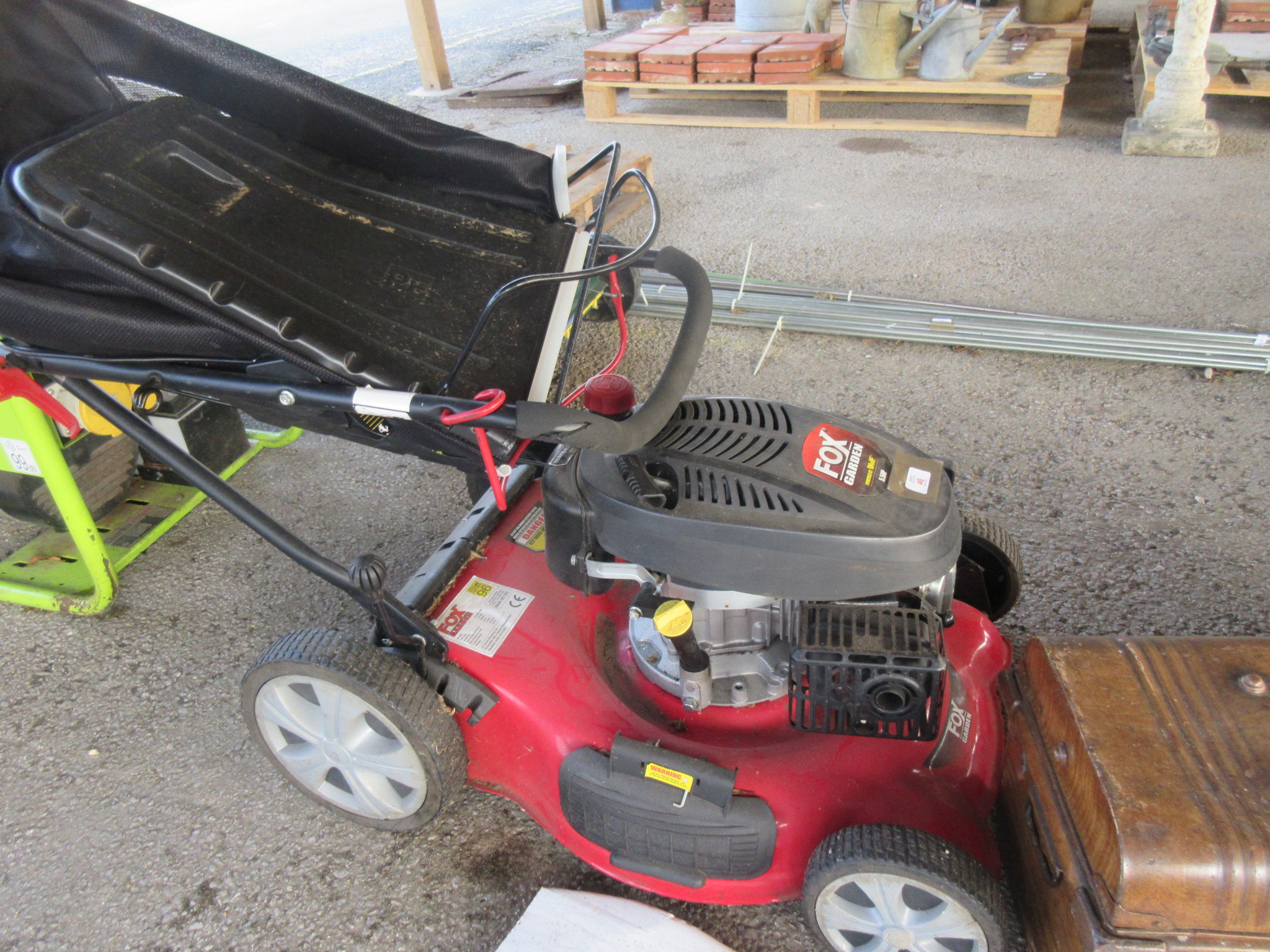 FOX GARDEN 5.5HP 510MM ROTARY PETROL LAWN MOWER WITH COLLECTOR