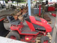 COUNTAX C300H HYDROSTATIC GARDEN TRACTOR TOGETHER WITH SWEEPER AND COLLECTOR ATTACHMENT
