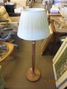 SMALL OAK STANDARD LAMP HEIGHT APPOX 123CM