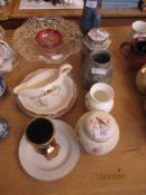 GROUP OF MIXED CERAMICS INCLUDING GINGER JAR, CUT GLASS FRUIT BOWL ETC