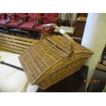 PICNIC BASKET LENGTH APPROX 56CM