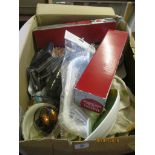 BOX CONTAINING LARGE QTY OF VARIOUS HOUSE CLEARANCE ITEMS INCLUDING CD’S ETC
