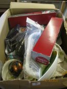 BOX CONTAINING LARGE QTY OF VARIOUS HOUSE CLEARANCE ITEMS INCLUDING CD’S ETC