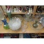 QTY GLASS WARES TO INCLUDE MURANO TYPE STYLE VASE