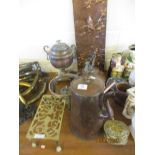 QTY VARIOUS METAL WARE INCLUDING TRIVET KETTELES, SAMIVAR ETC