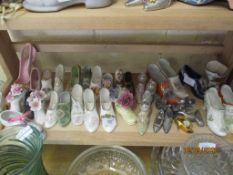 LARGE QTY OF MINIATURE CHINA SHOE ORNAMENTS