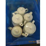 BOX VAIOUS TEAPOTS