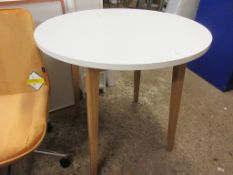 White top oval Table