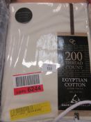 200 Thread Count 100% Cotton Fitted Sheet, Size: Double (4'6), Colour: Cream, RRP £12.99