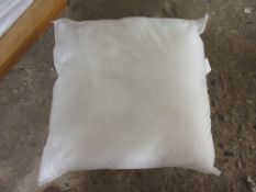 Square hollowfibre cushion pad 40 x 40cm