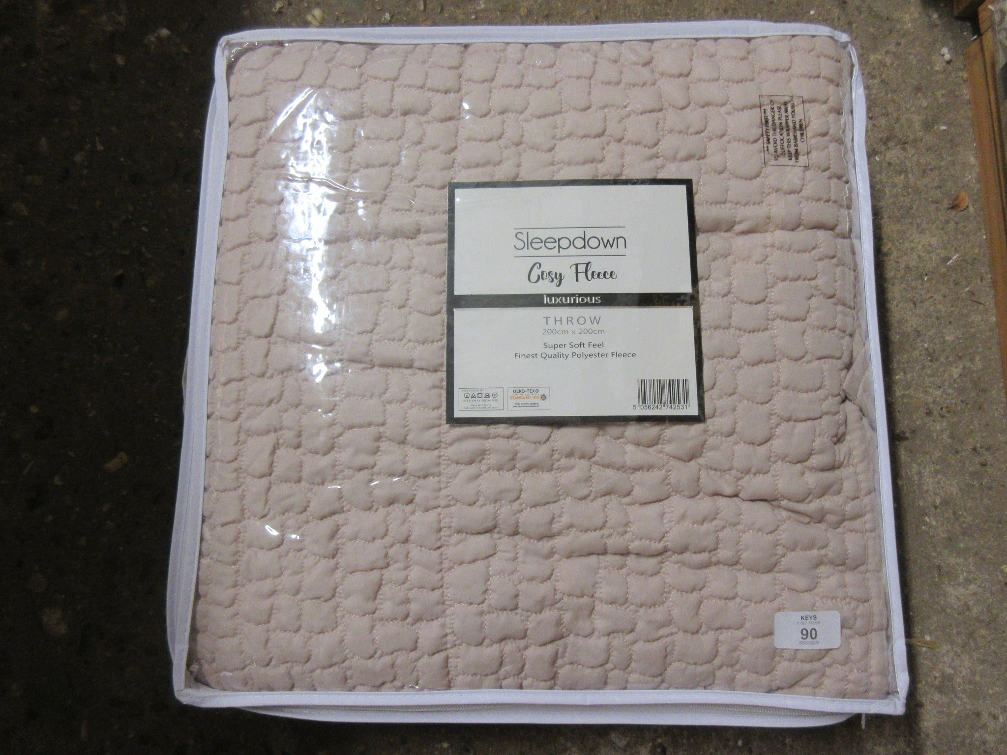 Cosy Throw, Colour: Stone, RRP £37.99