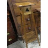 EARLY 20TH CENTURY OAK JARDINIERE STAND, 26.5CM WIDE